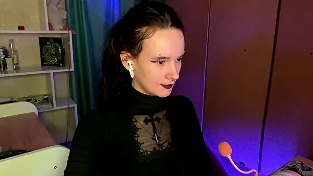 Snapshot of MabelDefina chatting on March 16, 2026, 11:03 am MabelDefina online show from March 16, 2026, 11:03 am