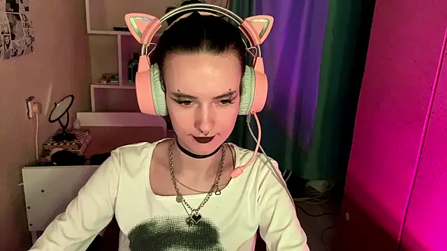 Snapshot of MabelDefina chatting on May 8, 2026, 5:11 am MabelDefina online show from May 8, 2026, 5:11 am
