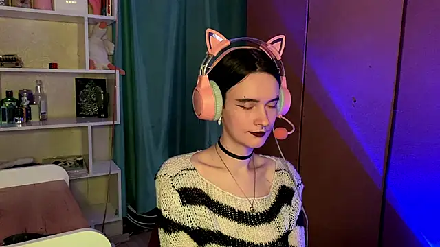 Snapshot of MabelDefina chatting on March 12, 2026, 11:03 am MabelDefina online show from March 12, 2026, 11:03 am