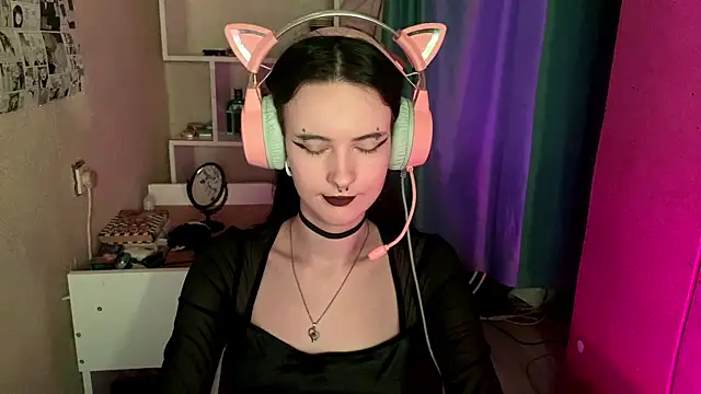 Snapshot of MabelDefina chatting on May 10, 2026, 5:11 am MabelDefina online show from May 10, 2026, 5:11 am
