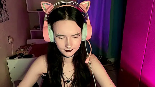 Snapshot of MabelDefina chatting on May 2, 2026, 5:12 am MabelDefina online show from May 2, 2026, 5:12 am