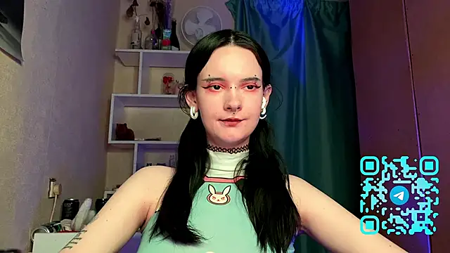 Snapshot of MabelDefina chatting on April 5, 2026, 11:06 am MabelDefina online show from April 5, 2026, 11:06 am