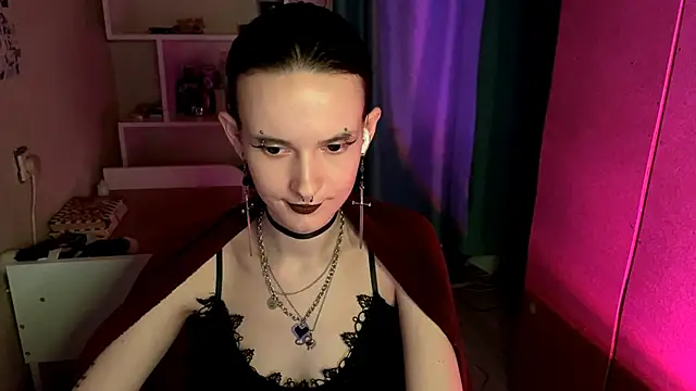 Snapshot of MabelDefina chatting on May 4, 2026, 5:11 am MabelDefina online show from May 4, 2026, 5:11 am