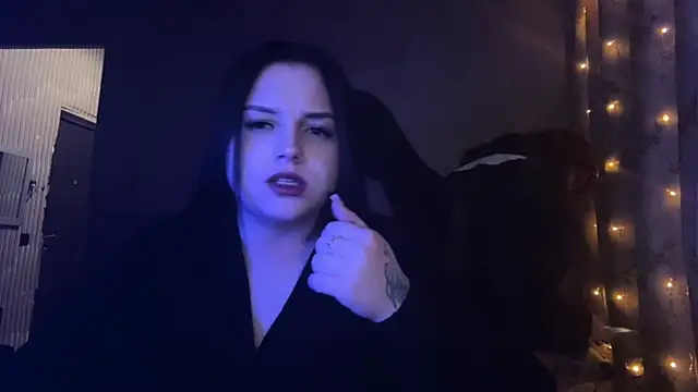 girlduoluv online show from February 16, 2026, 11:24 pm