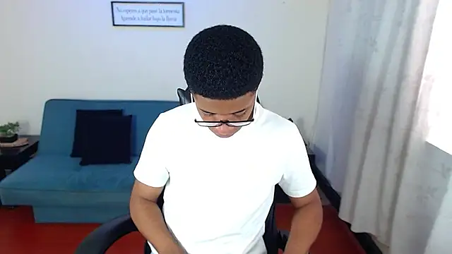 liiam3 online show from February 27, 2026, 9:25 pm