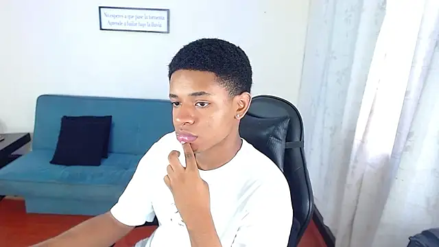 liiam3 online show from March 13, 2026, 8:58 pm