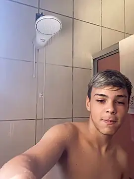 Snapshot of KailanDTD chatting on February 17, 2026, 12:35 pm KailanDTD online show from February 17, 2026, 12:35 pm