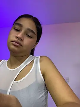 Snapshot of I_Samanthaa chatting on May 13, 2026, 3:35 am I Samanthaa online show from May 13, 2026, 3:35 am