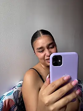 Snapshot of I_Samanthaa chatting on April 5, 2026, 9:21 pm I Samanthaa online show from April 5, 2026, 9:21 pm