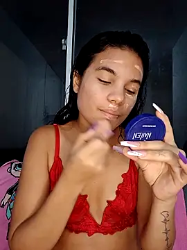 Little-Pussy19 online show from February 18, 2026, 3:26 am