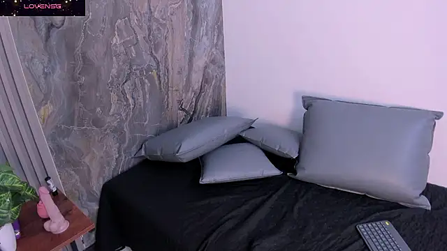 ScarletDollxxx online show from March 12, 2026, 11:14 am