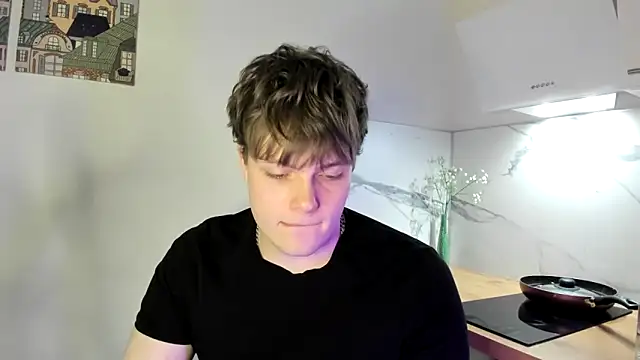 Snapshot of _hetero chatting on February 19, 2026, 7:55 pm hetero online show from February 19, 2026, 7:55 pm