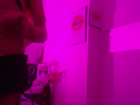 Snapshot of Ailanys_Miller chatting on March 8, 2026, 1:00 am Ailanys Miller online show from March 8, 2026, 1:00 am