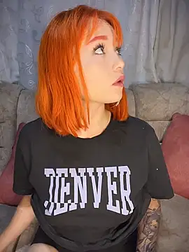 Snapshot of alysson_As chatting on March 19, 2026, 4:34 am alysson As online show from March 19, 2026, 4:34 am