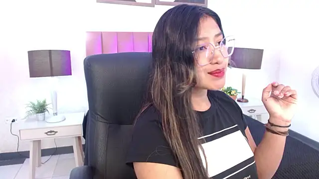 SweetMilie gh online show from February 19, 2026, 4:09 am