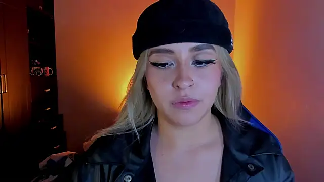 Snapshot of saradiazxxx chatting on March 28, 2026, 3:18 am saradiazxxx online show from March 28, 2026, 3:18 am