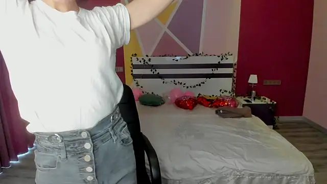 LizaMarvells online show from February 20, 2026, 7:21 am