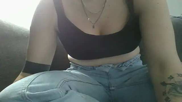 Geileboef28 online show from February 18, 2026, 10:01 am