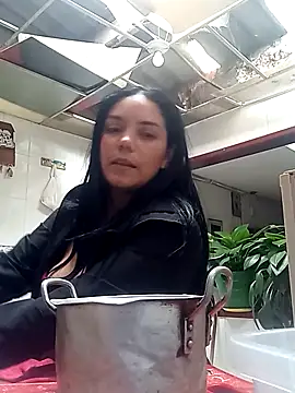 Snapshot of Pamelaks chatting on February 19, 2026, 9:12 pm Pamelaks online show from February 19, 2026, 9:12 pm