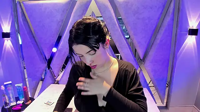 Snapshot of _Mishell22 chatting on April 4, 2026, 6:58 pm Mishell22 online show from April 4, 2026, 6:58 pm