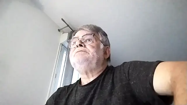 Vieux pervert online show from March 4, 2026, 6:43 am