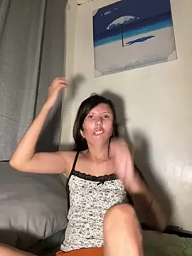 lady moon09 online show from February 27, 2026, 3:01 pm