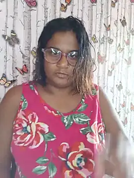 Snapshot of indianstrawberrylips4u chatting on May 24, 2026, 10:04 am indianstrawberrylips4u online show from May 24, 2026, 10:04 am