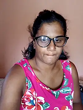 Snapshot of indianstrawberrylips4u chatting on March 8, 2026, 6:28 am indianstrawberrylips4u online show from March 8, 2026, 6:28 am