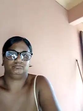 Snapshot of indianstrawberrylips4u chatting on February 22, 2026, 3:13 pm indianstrawberrylips4u online show from February 22, 2026, 3:13 pm