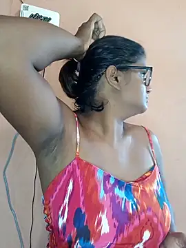 Snapshot of indianstrawberrylips4u chatting on March 7, 2026, 4:08 am indianstrawberrylips4u online show from March 7, 2026, 4:08 am