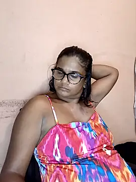 Snapshot of indianstrawberrylips4u chatting on April 11, 2026, 9:18 pm indianstrawberrylips4u online show from April 11, 2026, 9:18 pm