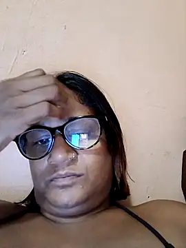 Snapshot of indianstrawberrylips4u chatting on March 4, 2026, 5:31 pm indianstrawberrylips4u online show from March 4, 2026, 5:31 pm