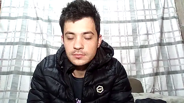 Snapshot of machodotado97 chatting on May 8, 2026, 3:27 pm machodotado97 online show from May 8, 2026, 3:27 pm