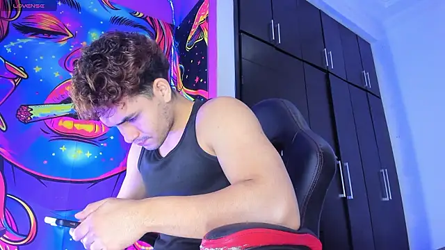 Snapshot of marcos_lc chatting on March 14, 2026, 12:44 pm marcos lc online show from March 14, 2026, 12:44 pm