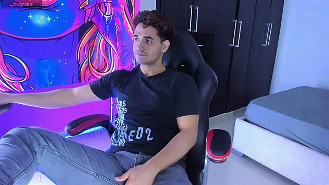 Snapshot of marcos_lc chatting on April 1, 2026, 1:41 pm marcos lc online show from April 1, 2026, 1:41 pm