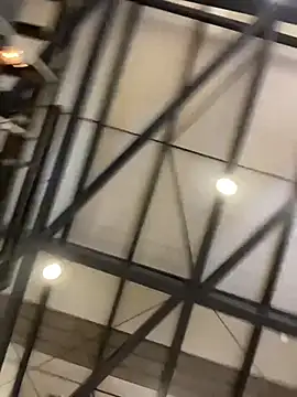 ZarahFerreira online show from April 5, 2026, 1:01 am