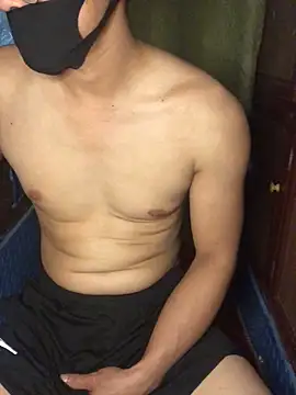 Snapshot of _Men_2026 chatting on March 11, 2026, 9:47 am Men 2026 online show from March 11, 2026, 9:47 am