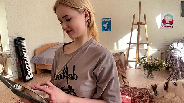 Snapshot of LotusHinata chatting on March 10, 2026, 3:32 am LotusHinata online show from March 10, 2026, 3:32 am