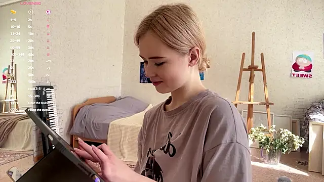 Snapshot of LotusHinata chatting on March 15, 2026, 4:19 am LotusHinata online show from March 15, 2026, 4:19 am