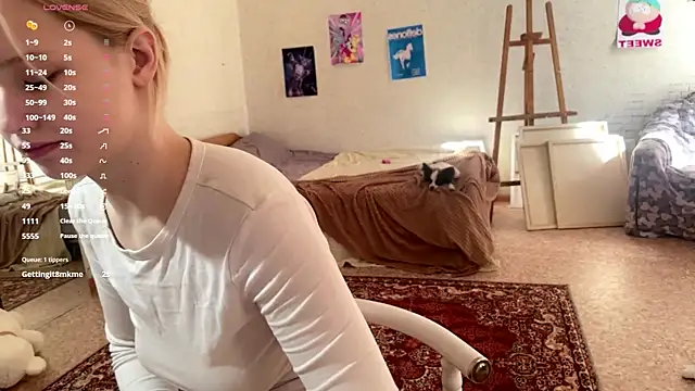 Snapshot of LotusHinata chatting on March 17, 2026, 4:37 am LotusHinata online show from March 17, 2026, 4:37 am