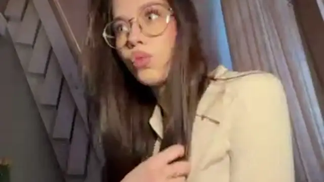 Shinelopannn online show from February 18, 2026, 10:44 am