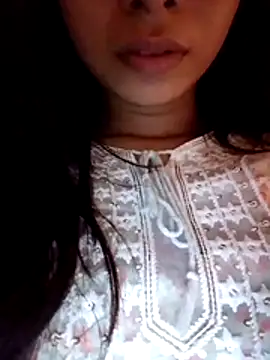 cute girl 29 online show from July 31, 2026, 4:37 pm