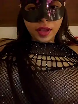 cute girl 29 online show from July 18, 2026, 9:23 pm