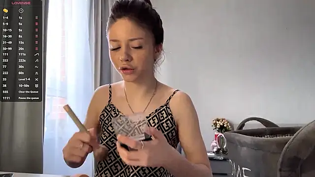 adelecloud online show from March 21, 2026, 8:52 am