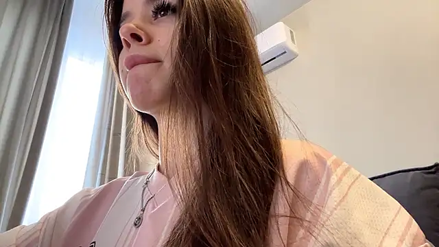 adelecloud online show from March 27, 2026, 8:22 am