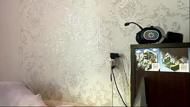Snapshot of aera_elese chatting on April 27, 2026, 11:41 am aera elese online show from April 27, 2026, 11:41 am