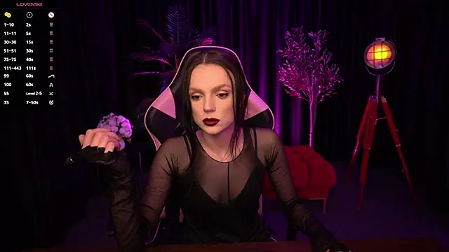 Snapshot of Wild_Alice_me chatting on May 15, 2026, 3:43 pm Wild Alice me online show from May 15, 2026, 3:43 pm