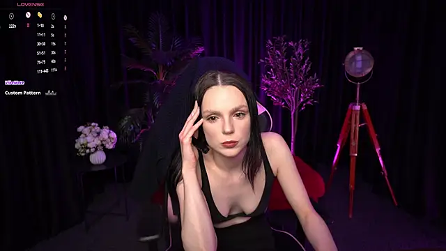 Snapshot of Wild_Alice_me chatting on April 12, 2026, 3:26 pm Wild Alice me online show from April 12, 2026, 3:26 pm