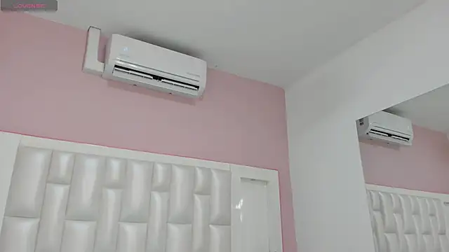 Liia Collins online show from May 7, 2026, 5:38 pm