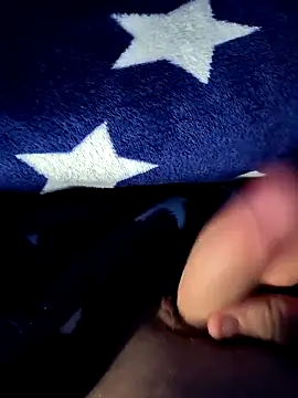 alyy6969 online show from February 17, 2026, 7:44 pm